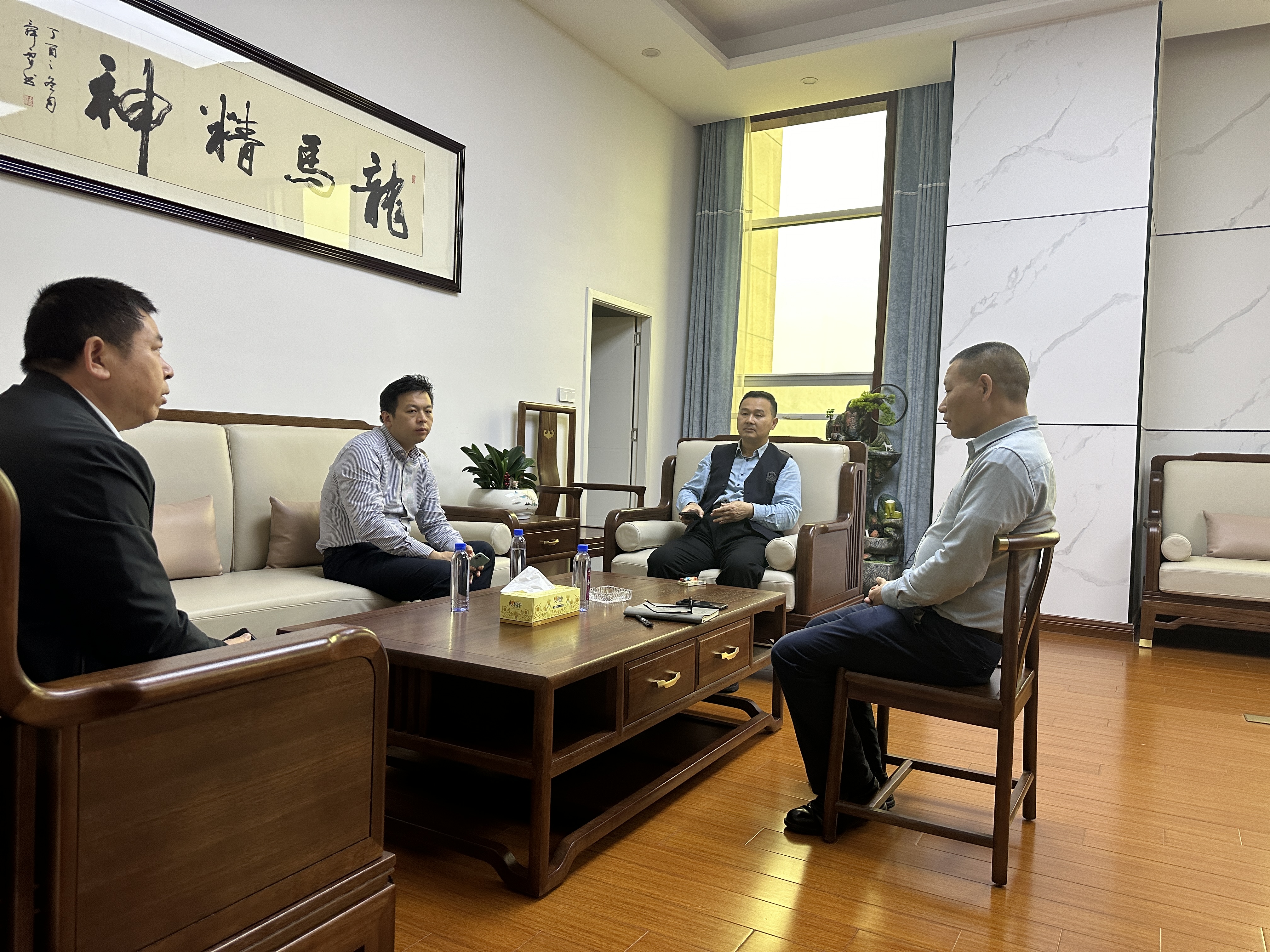走訪調(diào)研強合作 銀企同心謀發(fā)展